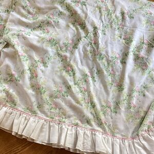 Floral Ruffle Bed Skirt in Pink and Green
